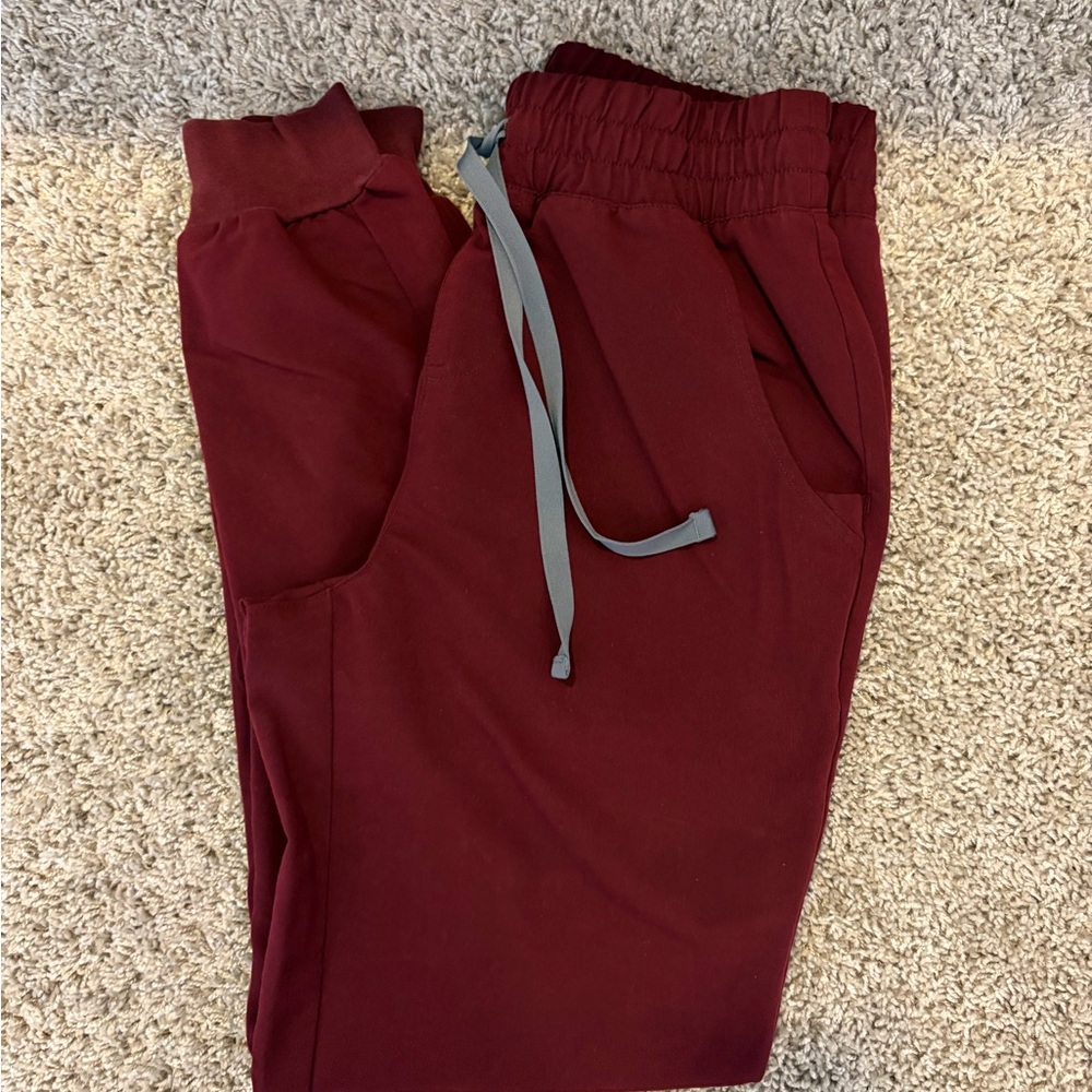 Figs Women's Burgundy Zamora Relaxed Jogger Scrub Pants